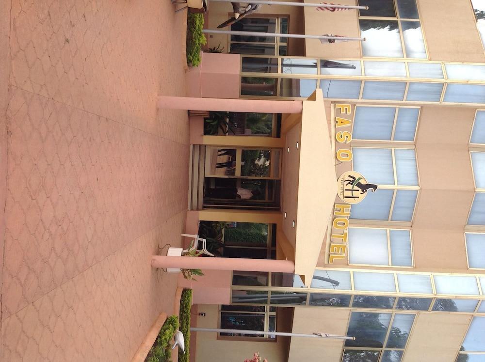 Faso Hotel Ouagadougou Luaran gambar