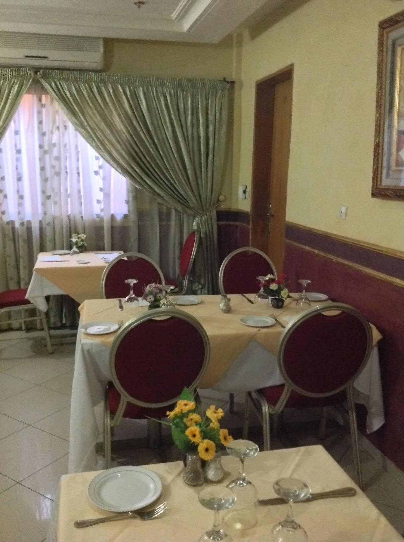 Faso Hotel Ouagadougou Luaran gambar