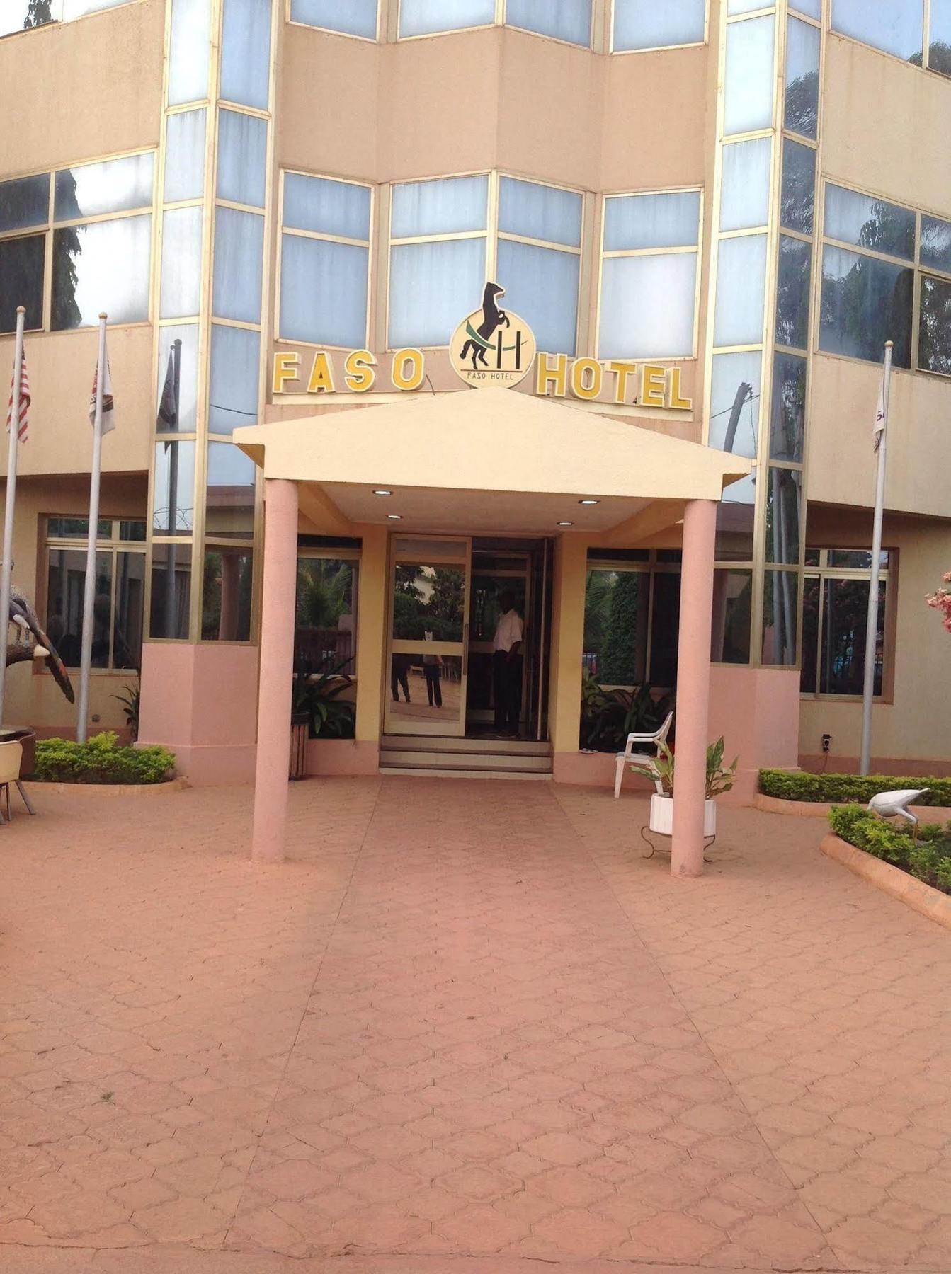 Faso Hotel Ouagadougou Luaran gambar